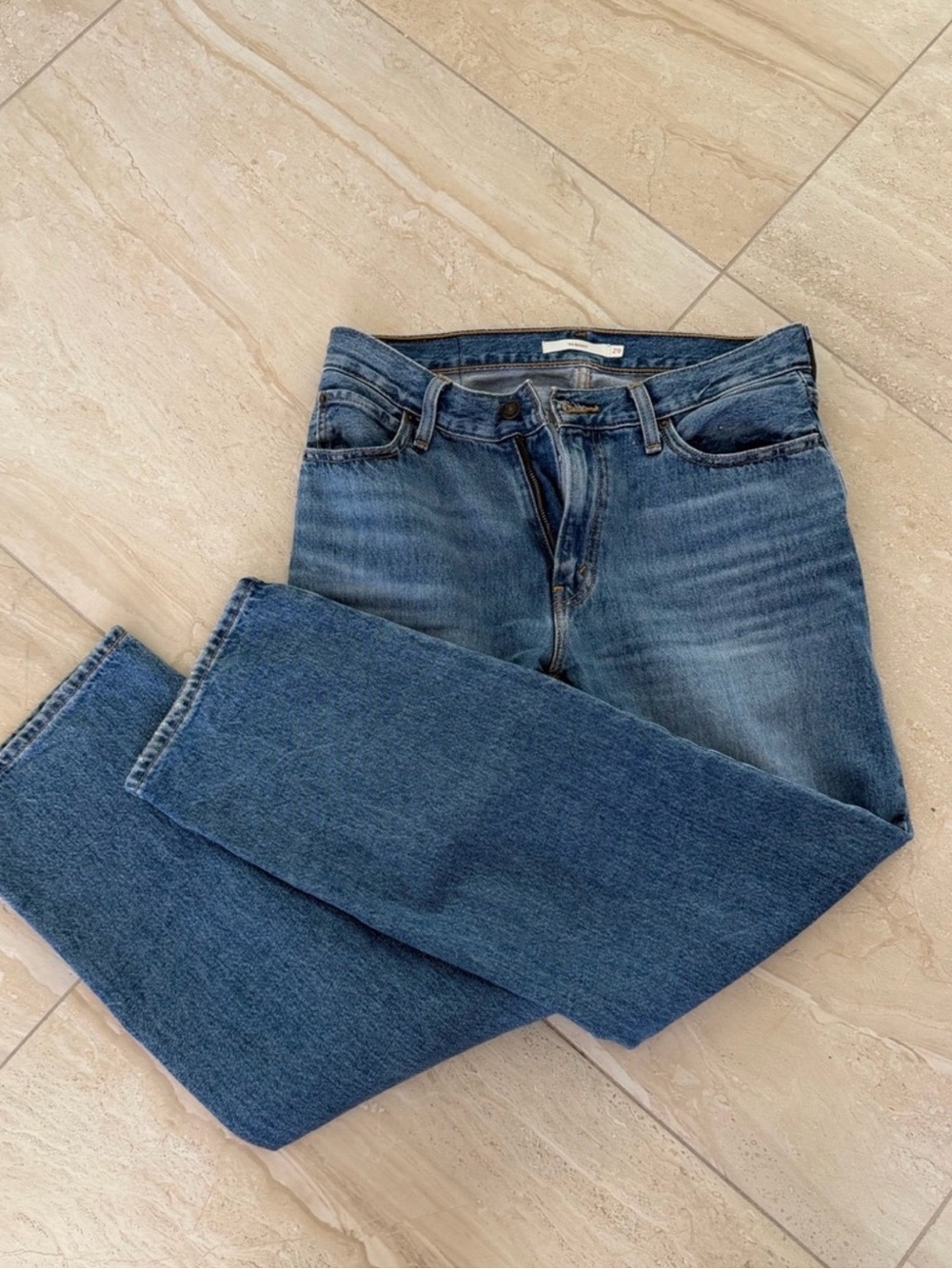 Levi's '94 Baggy Dad Jeans Worn Memory Mid Rise Wide Straight Blue Size 29x31 - Picture 3 of 9